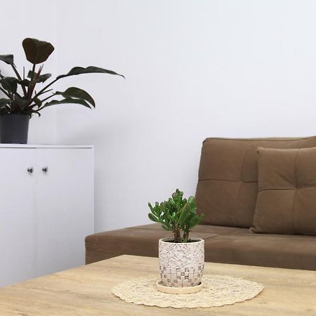 Beautiful Apartment At Port Side! Durrës Buitenkant foto