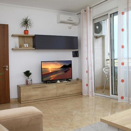 Beautiful Apartment At Port Side! Durrës Buitenkant foto