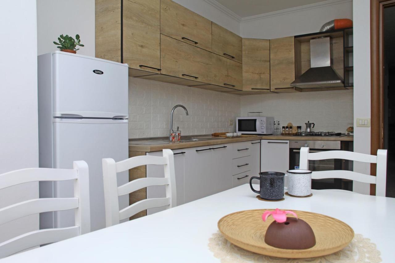 Beautiful Apartment At Port Side! Durrës Buitenkant foto